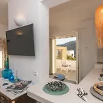Saffron Boutique Aparthotel New Translation
