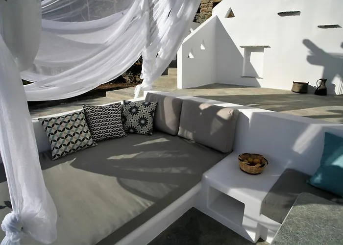 Saffron Boutique Aparthotel New Translation