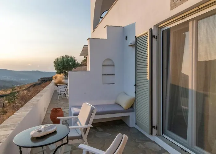 Saffron Boutique 4* New Translation