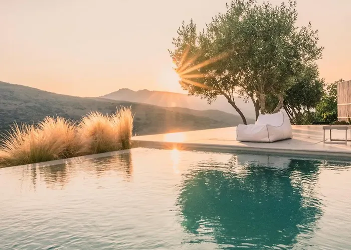 Saffron Boutique Aparthotel New Translation