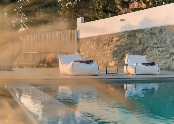 Aparthotel Saffron Boutique New Translation